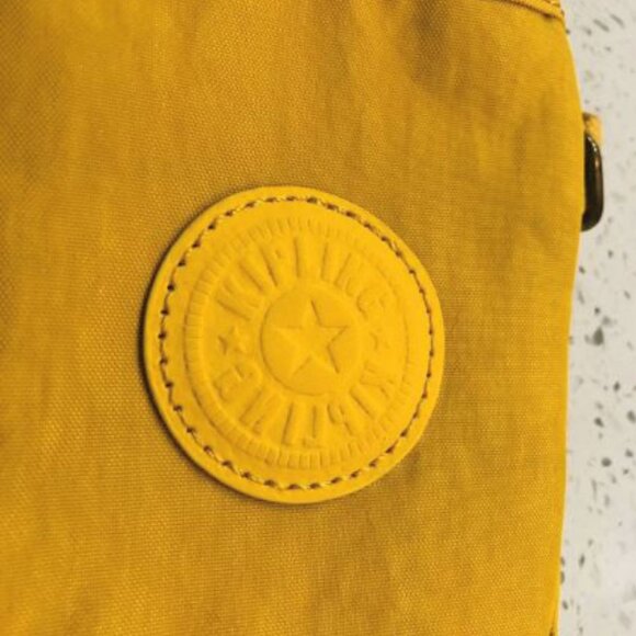 reduced Kipling TALLY brand new mobile phone bag crossbody bag vivid yellow - Picture 7 of 15